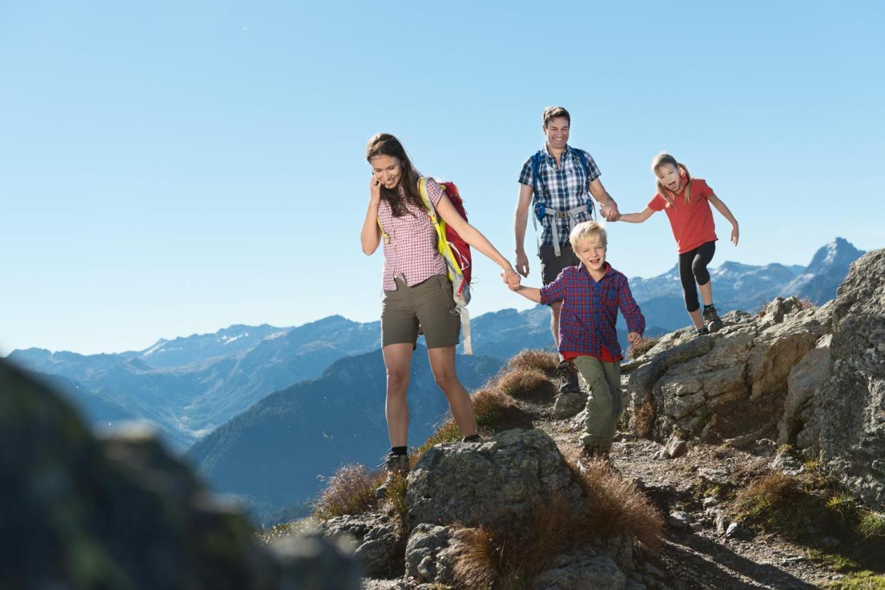Harmls Aparthotel Flachau Exteriör bild