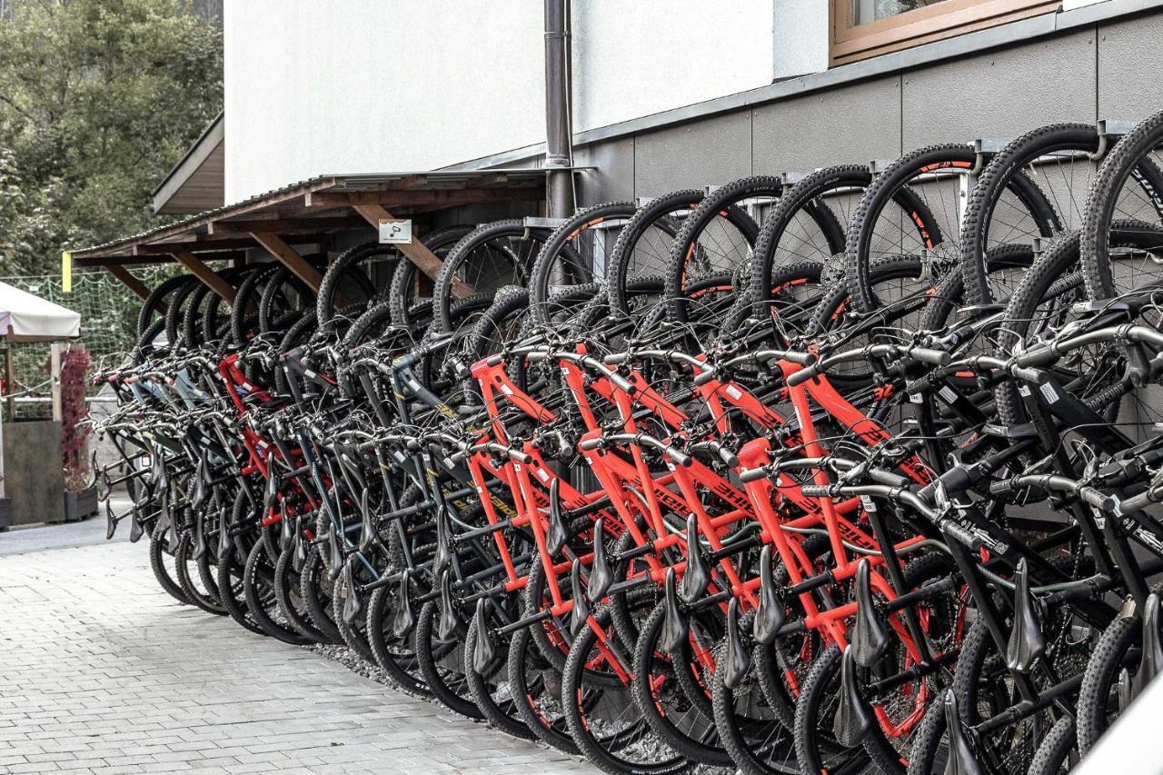 Harmls Aparthotel Flachau Exteriör bild